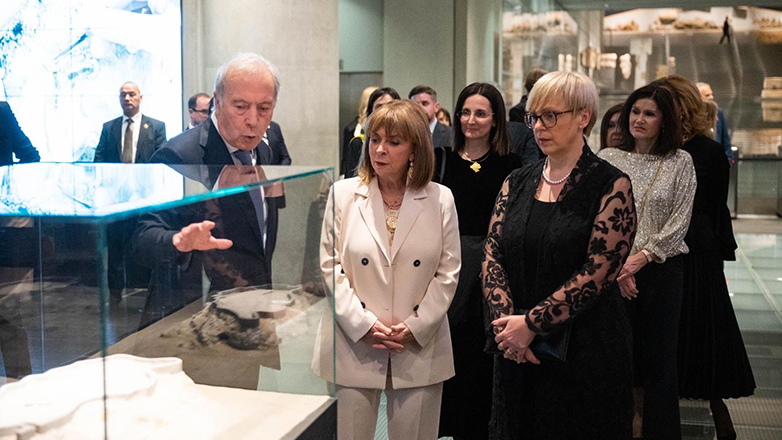 Επίσκεψη της Προέδρου Δημοκρατίας της Σλοβενίας στο Μουσείο Ακρόπολης