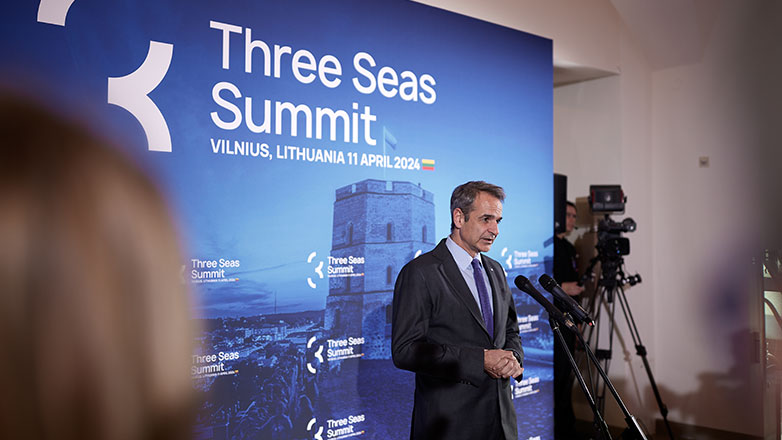 Συνάντηση Κυρ. Μητσοτάκη – Ντ. Τουσκ στη Βαρσοβία – H ατζέντα των συνομιλιών