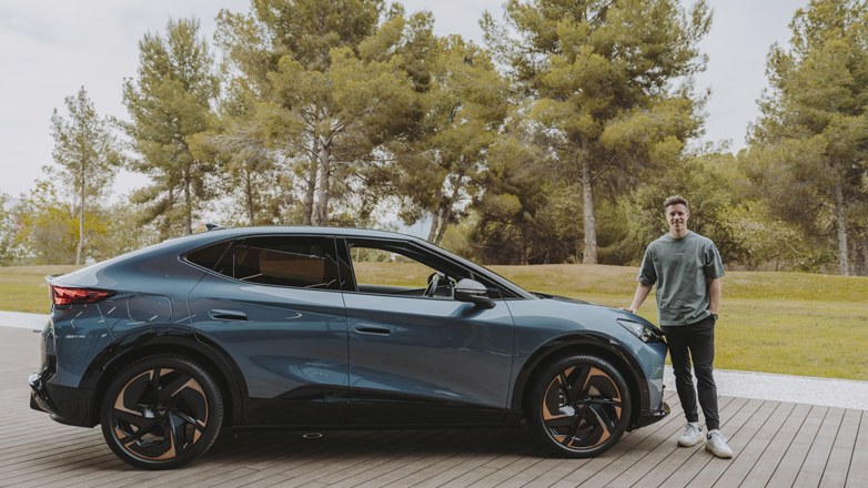 Η CUPRA και η FC Barcelona επεκτείνουν τη συνεργασία τους με τον Marc ter Stegen