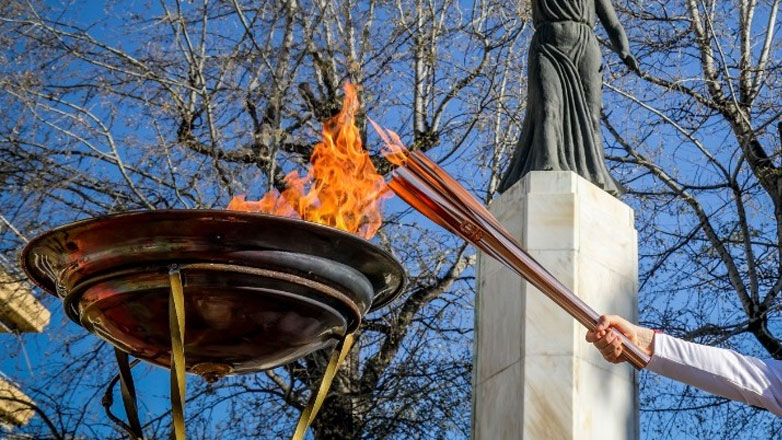 Λαμπαδηδρομία 11 ημερών και 5.202 χλμ. σε όλη την Ελλάδα με 600 Λαμπαδηδρόμους