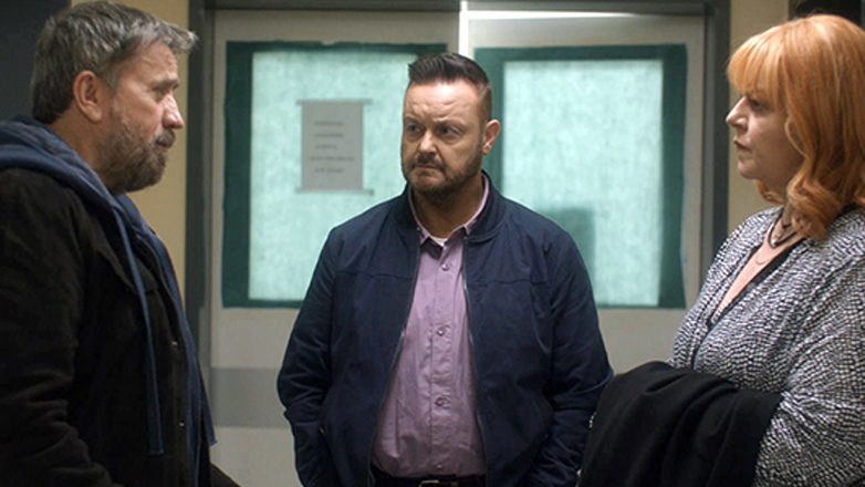 «Κάνε ότι κοιμάσαι II»: Ο Ίσσαρης ζητάει μετάθεση