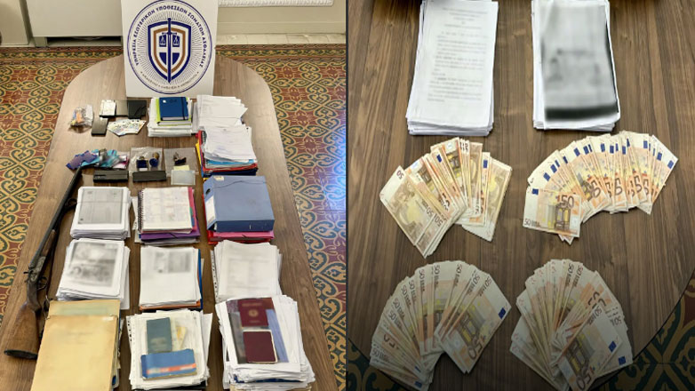 Δημόσιοι υπάλληλοι σε κύκλωμα με μετανάστες και μεταβιβάσεις ακινήτων – Πάνω από 1 εκατ. ευρώ η λεία τους Δημόσιοι υπάλληλοι σε κύκλωμα με μετανάστες και μεταβιβάσεις ακινήτων – Πάνω από 1 εκατ. ευρώ η λεία τους