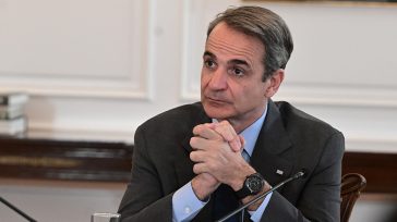 Μητσοτάκης: Στεκόμαστε δίπλα στο Ισραήλ, αλλά προτρέπουμε όλες τις πλευρές να δείξουν αυτοσυγκράτηση