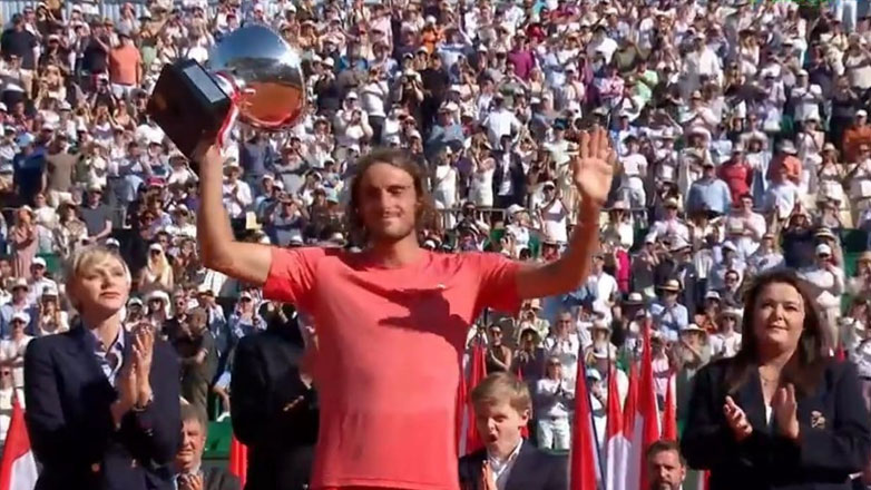 Ο Τσιτσιπάς επέστρεψε στην πρώτη δεκάδα του κόσμου