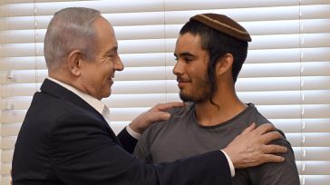 Νετανιάχου σε νεοσύλλεκτους: «Χτυπάμε τους εχθρούς μας χωρίς έλεος και θα νικήσουμε»