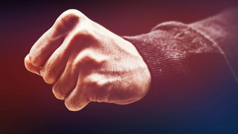 Βόλος: 12 χρόνια σε 52χρονο που έλουσε με βενζίνη τη γυναίκα του