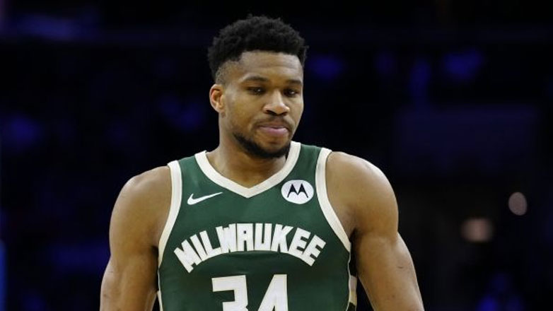 Οι Μπακς προετοιμάζονται για τους Πέισερς χωρίς τον Αντετοκούνμπο