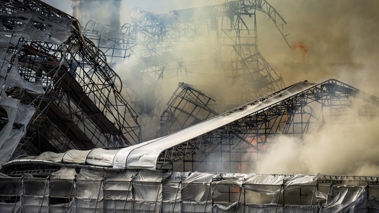 Χρηματιστήριο Κοπεγχάγης: Η επόμενη μέρα – Μόνο οι τοίχοι έχουν απομείνει