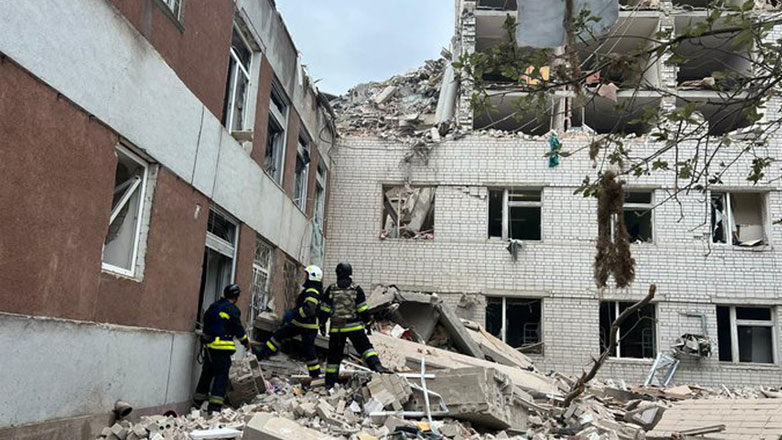 Ουκρανία: 17 νεκροί και 60 τραυματίες από ρωσική επίθεση στο Τσερνίχιβ Ουκρανία: 17 νεκροί και 60 τραυματίες από ρωσική επίθεση στο Τσερνίχιβ