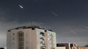 Η Ρωσία δεν διευκρινίζει αν είχε ενημερωθεί από το Ιράν για την επίθεση στο Ισραήλ