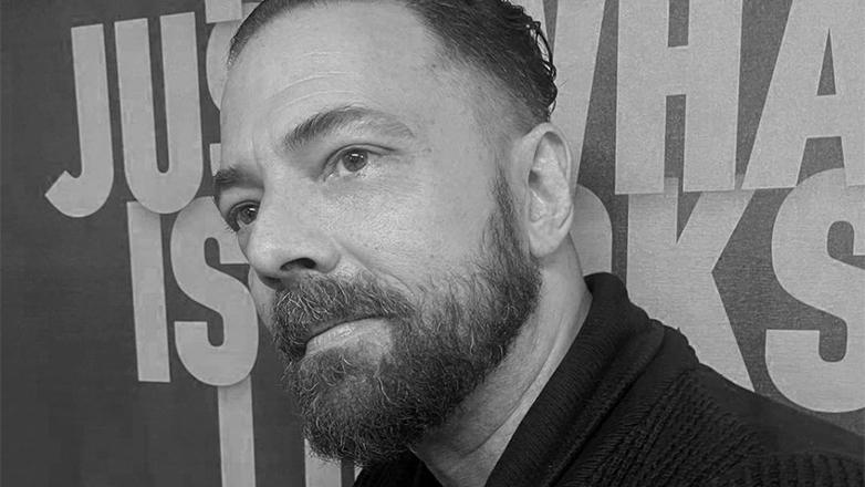 Ο συγγραφέας Λάμπρος Στεμνής μας συστήνει το παιδικό βιβλίο «Ο ήλιος μου»