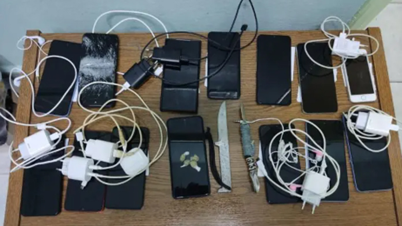Φυλακές Κορυδαλλού: Ναρκωτικά, μαχαίρια και κινητά τηλέφωνα σε κελιά