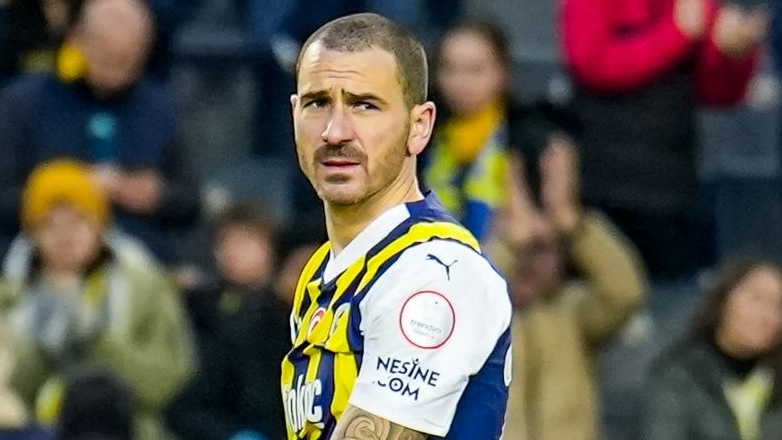 «Επίθεση» των φίλων της Φενέρμπαχτσε στον Μπονούτσι στα social media: «Πήγαινε σπίτι σου, είσαι πρώην παίκτης»