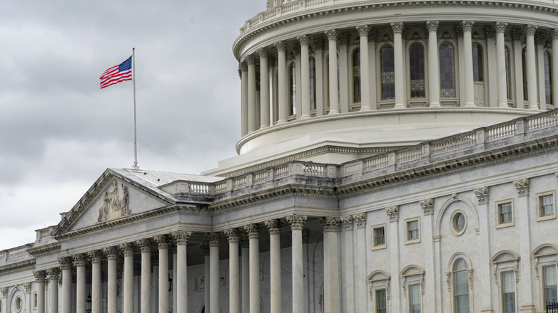Μπάιντεν: Καλεί την Γερουσία να θέσει άμεσα προς ψήφιση το νομοσχέδιο βοήθειας προς Ουκρανία και Ισραήλ
