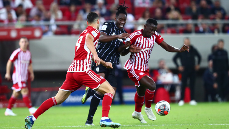 Πλέι οφ Super League: Όλα τα φώτα στο ντέρμπι Ολυμπιακός-ΠΑΟΚ