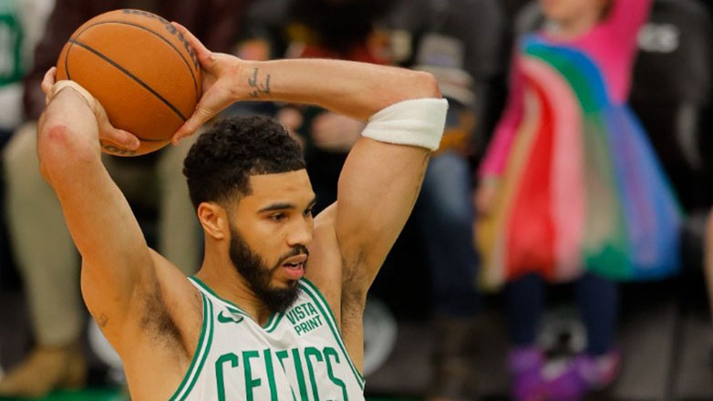 NBA -Πλέι Οφ: Οι Σέλτικς νίκησαν με 114-94 τους Χιτ και έκαναν το 1-0