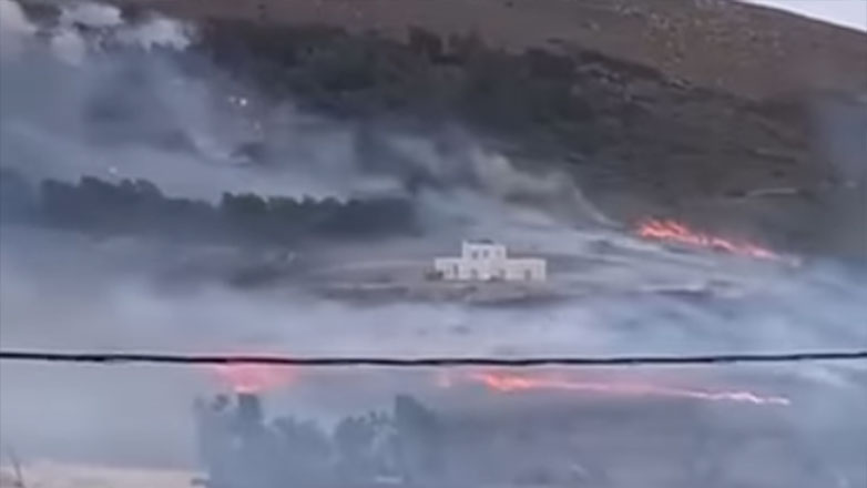 Βελτιωμένη εικόνα παρουσιάζει η φωτιά στην Πάρο