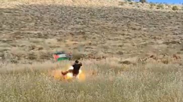 Ισραηλινός κλώτσησε παγιδευμένη με εκρηκτικά σημαία της Παλαιστίνης και τραυματίστηκε