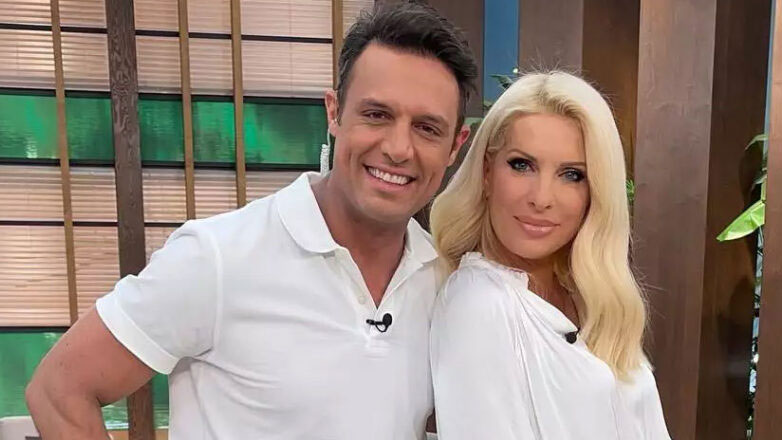 Σάββας Πούμπουρας: «Δεν με απασχολεί καθόλου που φεύγει η Ελένη Μενεγάκη από το Mega»