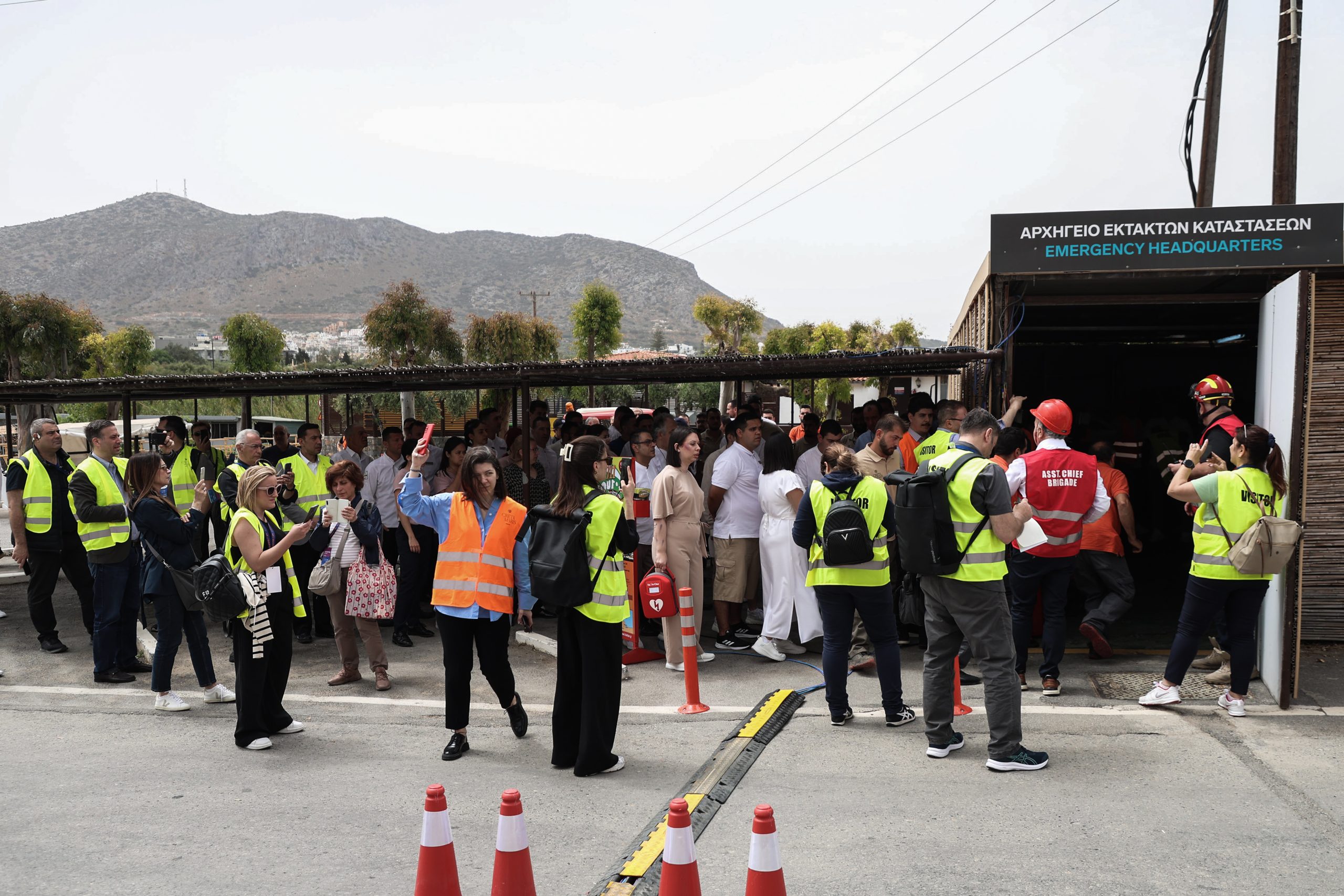 «Μίνωας 2024»: Εντυπωσιακές εικόνες από την άσκηση για σεισμό 7,2 Ρίχτερ στην Κρήτη