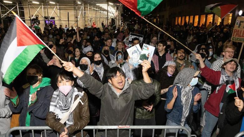 «Έκρηξη» αντιπολεμικών διαδηλώσεων στις πανεπιστημιουπόλεις των ΗΠΑ με δεκάδες συλλήψεις «Έκρηξη» αντιπολεμικών διαδηλώσεων στις πανεπιστημιουπόλεις των ΗΠΑ με δεκάδες συλλήψεις