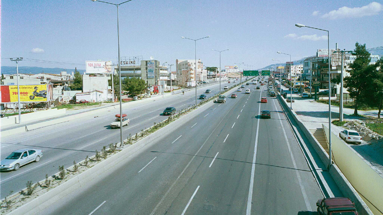 Θεσσαλονίκη: Τροχαίο με πέντε οχήματα στον Περιφερειακό