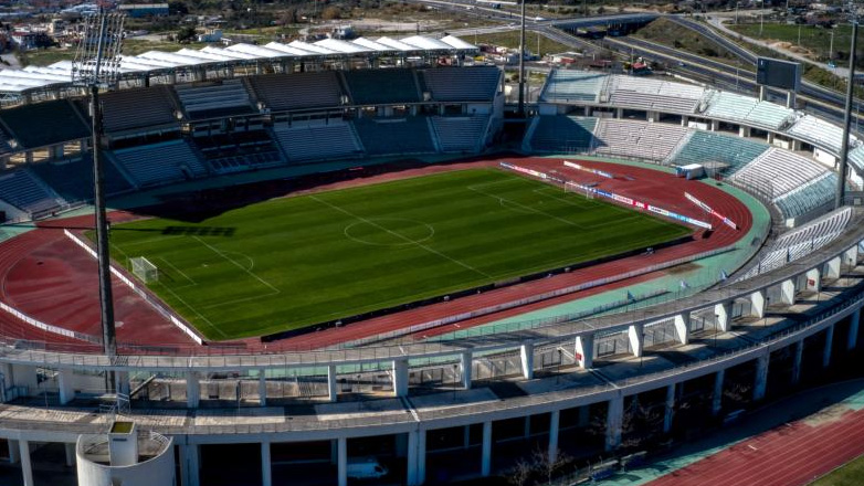 Κεκλεισμένων των θυρών το Βόλος-Πανσερραϊκός