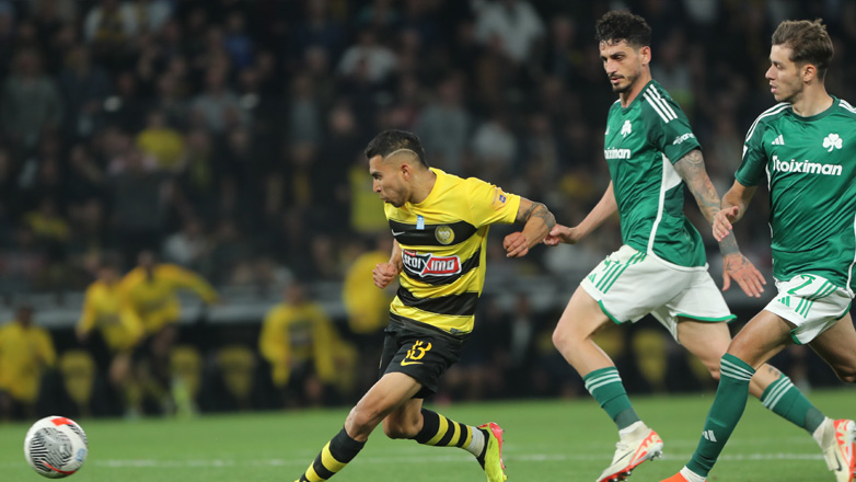 Η ΑΕΚ είχε διπλό δοκάρι στην ίδια φάση απέναντι στον Παναθηναϊκό!