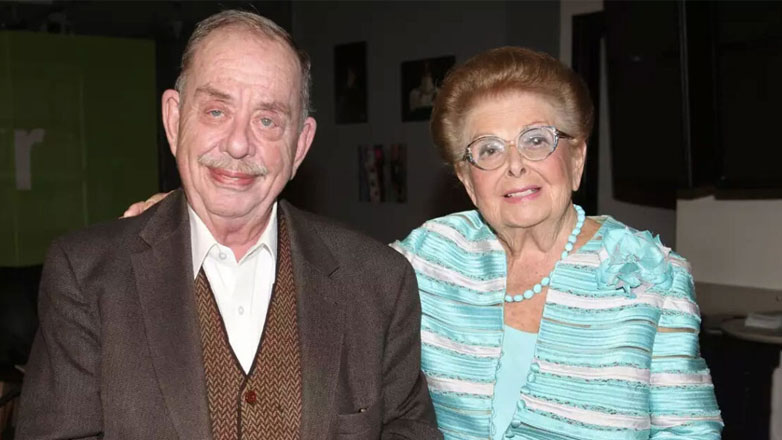 Η Βέφα Αλεξιάδου απαντά στο σχόλιο του Ηλία Μαμαλάκη για την ηλικία της