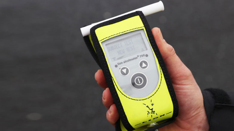 Απίστευτο: Οδηγεί μόνιμα μεθυσμένος χωρίς να έχει πιει ούτε ένα ποτό – Το δικαστήριο τον αθώωσε