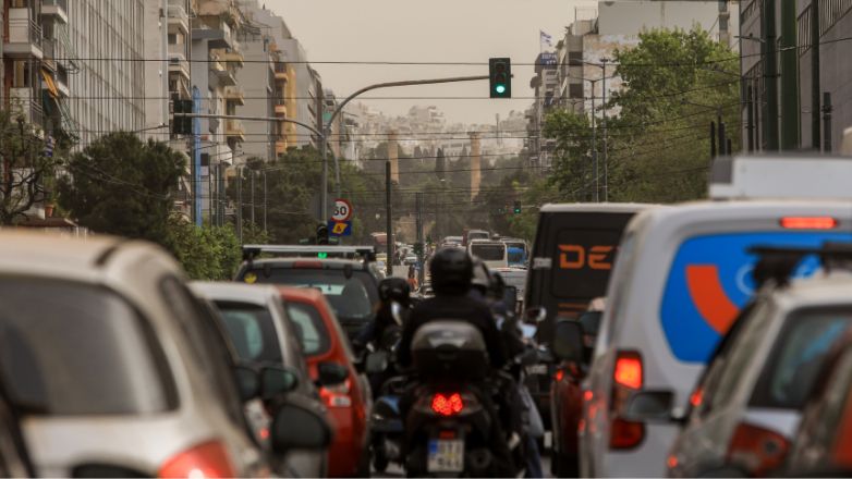 Κυκλοφοριακά προβλήματα στο κέντρο της Αθήνας λόγω βλάβης σε αγωγούς – Ποιοι δρόμοι είναι κλειστοί