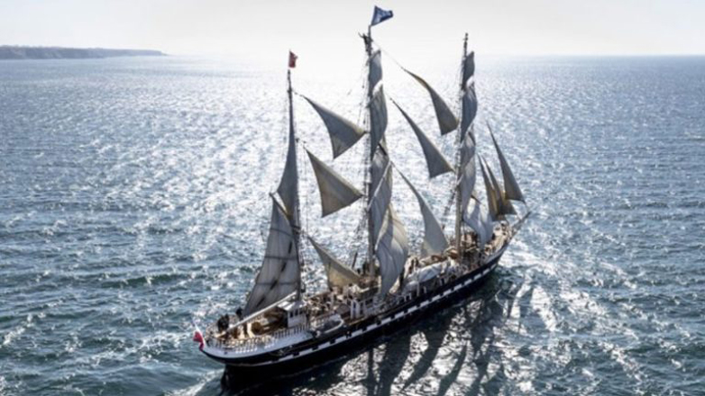 Στο λιμάνι του Πειραιά το ιστορικό γαλλικό ιστιοφόρο «Belem»