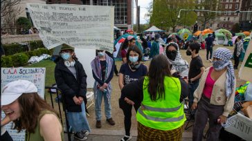 ΗΠΑ: Το πανεπιστήμιο Κολούμπια και φοιτητές σε διαπραγματεύσεις για την εκκένωση ενός καταυλισμού υπέρ των Παλαιστινίων