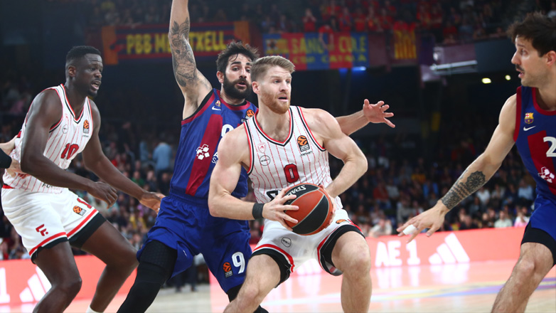 Δεν μπόρεσε να κάνει το «2 στα 2» στη Βαρκελώνη ο Ολυμπιακός, με 77-69 νίκησε η Μπαρτσελόνα