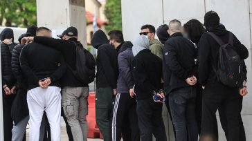 Στην Ευέλπιδων οι 31 από τους 67 συλληφθέντες χούλιγκαν που εμπλέκονται στην δολοφονία Λυγγερίδη