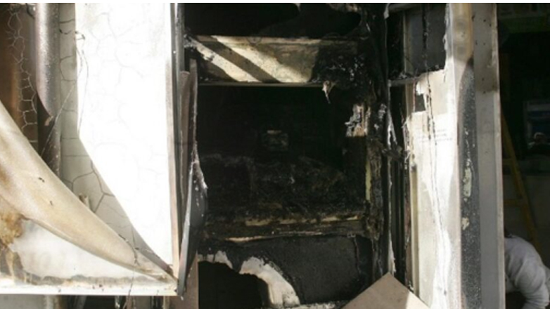 Ανατίναξαν ΑΤΜ στις Αλυκές του Βόλου