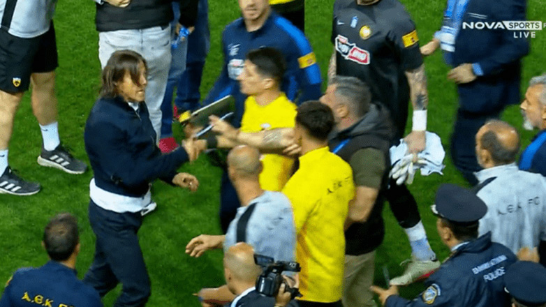 ΠΑΟΚ-ΑΕΚ: Μεγάλη ένταση στην Τούμπα μετά το τέλος του ντέρμπι – Έξαλλος ο Ματίας Αλμέιδα! ΠΑΟΚ-ΑΕΚ: Μεγάλη ένταση στην Τούμπα μετά το τέλος του ντέρμπι – Έξαλλος ο Ματίας Αλμέιδα!