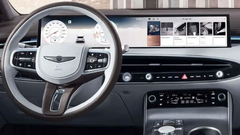 Όχι κινητό κατά την οδήγηση – Ορίστε όμως μία οθόνη αφής 27 ιντσών στο αυτοκίνητο