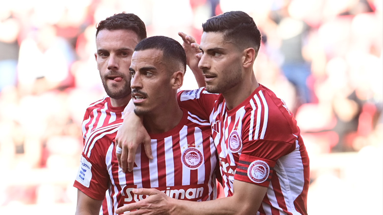 Άνετη νίκη για τον Ολυμπιακό πριν την Άστον Βίλα, 4-1 τη Λαμία