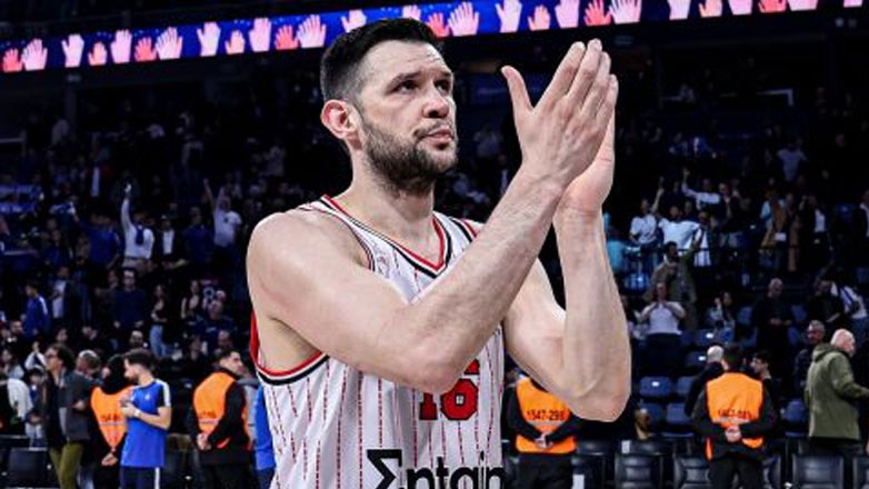 Με Παπανικολάου ο Ολυμπιακός στο Game 3 με τη Μπαρτσελόνα