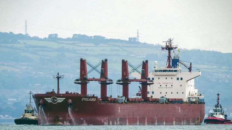 Οι Χούθι επιτέθηκαν στο ελληνόκτητο φορτηγό πλοίο Cyclades με βαλλιστικούς πυραύλους και drone