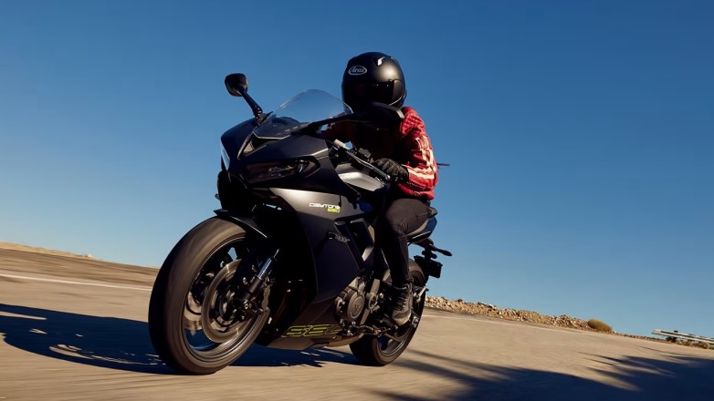 H νέα Triumph Daytona 660 ήρθε και ανακοινώθηκε η τιμή της