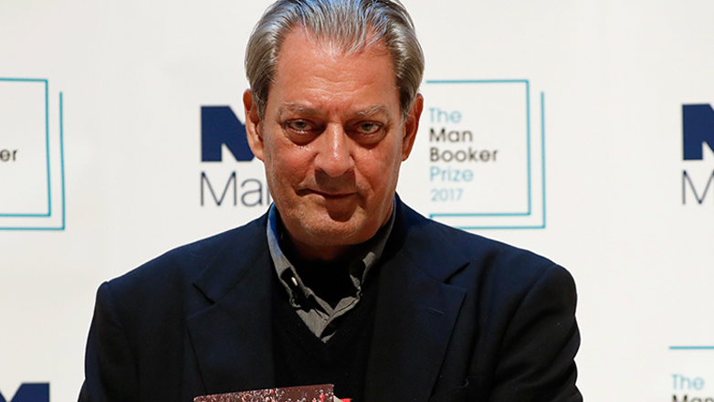 Πέθανε ο διάσημος συγγραφέας Πολ Όστερ έπειτα από μάχη με τον καρκίνο