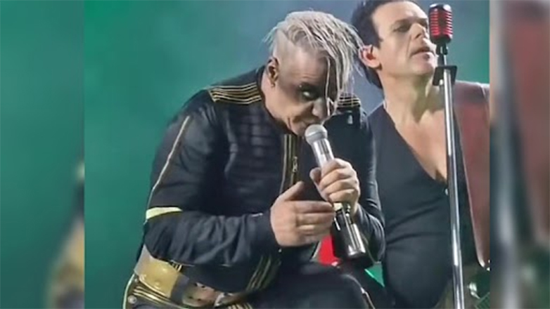 Ο Γιώργος Μαζωνάκης κάνει πρόμο για τη συναυλία των Rammstein και κλέβει τις εντυπώσεις