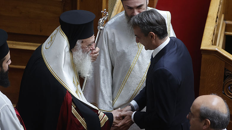 Ιερή ανακωχή για την Μεγάλη Εβδομάδα