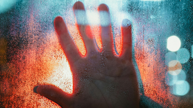 Σοκ στο Ηράκλειο: Νονός βίαζε το βαφτιστήρι του από τα 9 του χρόνια