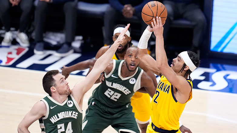 Πέισερς – Μπακς 120-98: Αποκλείστηκε το Μιλγουόκι, η Ιντιάνα στα ημιτελικά της Ανατολής