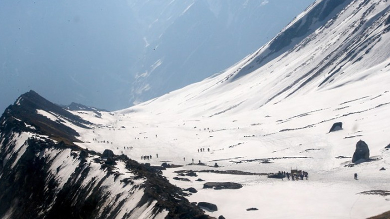 Νεπάλ: Το Ανώτατο Δικαστήριο διατάσσει τη μείωση του αριθμού των αδειών για την ανάβαση στο Έβερεστ