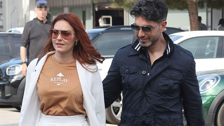 Βρισηίδα Ανδριώτου – Σπύρος Μαρτίκας: Βόλτα στη Γλυφάδα για το ερωτευμένο ζευγάρι