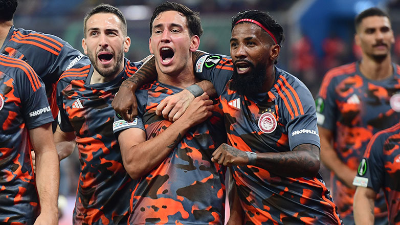 Ολυμπιακός: Στις 7:00 π.μ. της Μ. Παρασκευής η άφιξη της αποστολής στην Αθήνα